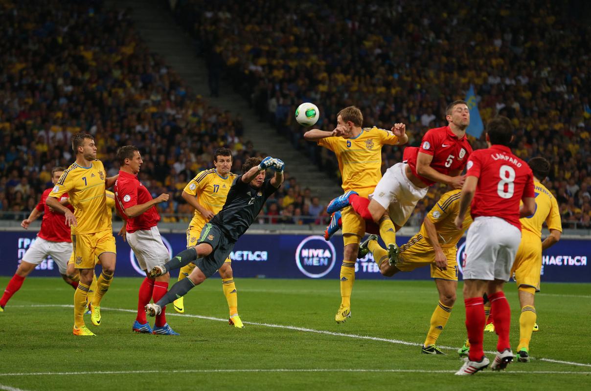 16号欧洲杯乌克兰（欧洲杯乌克兰小组出线）